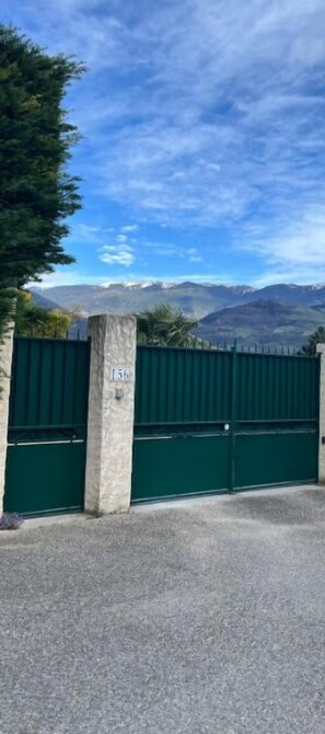 Property grounds - Logement Icare 5 km de Crolles St/soitec (Lumbin)