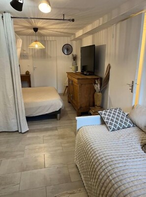 1 bedroom