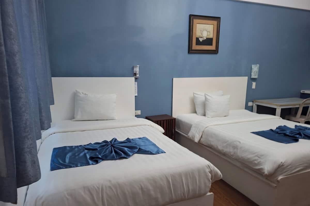 Triple Room 2 | Bed sheets
