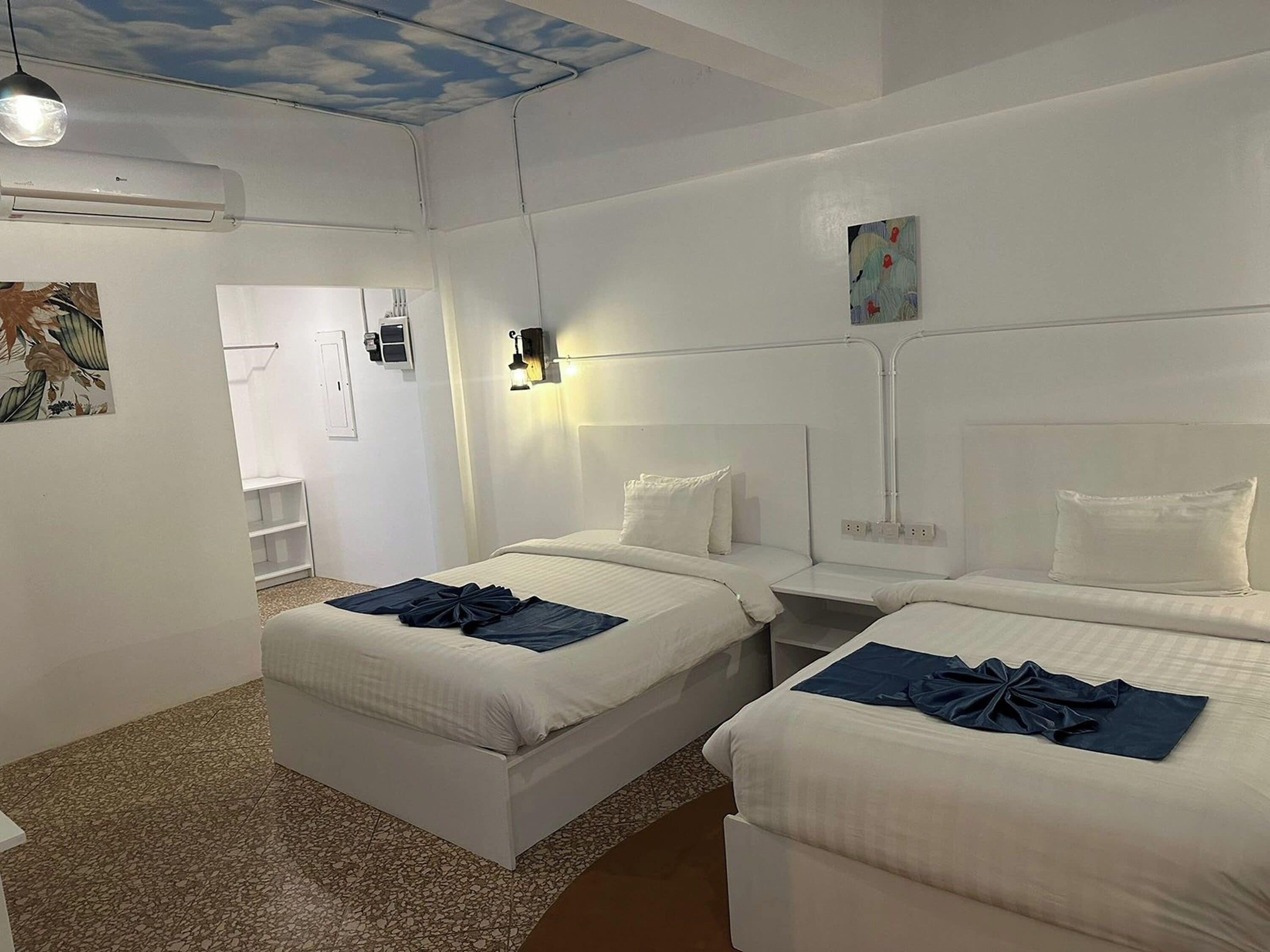  Deluxe Family Room | Bed sheets