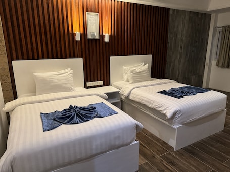 Standard Room, 2 Twin Beds | 1 bedroom, bed sheets