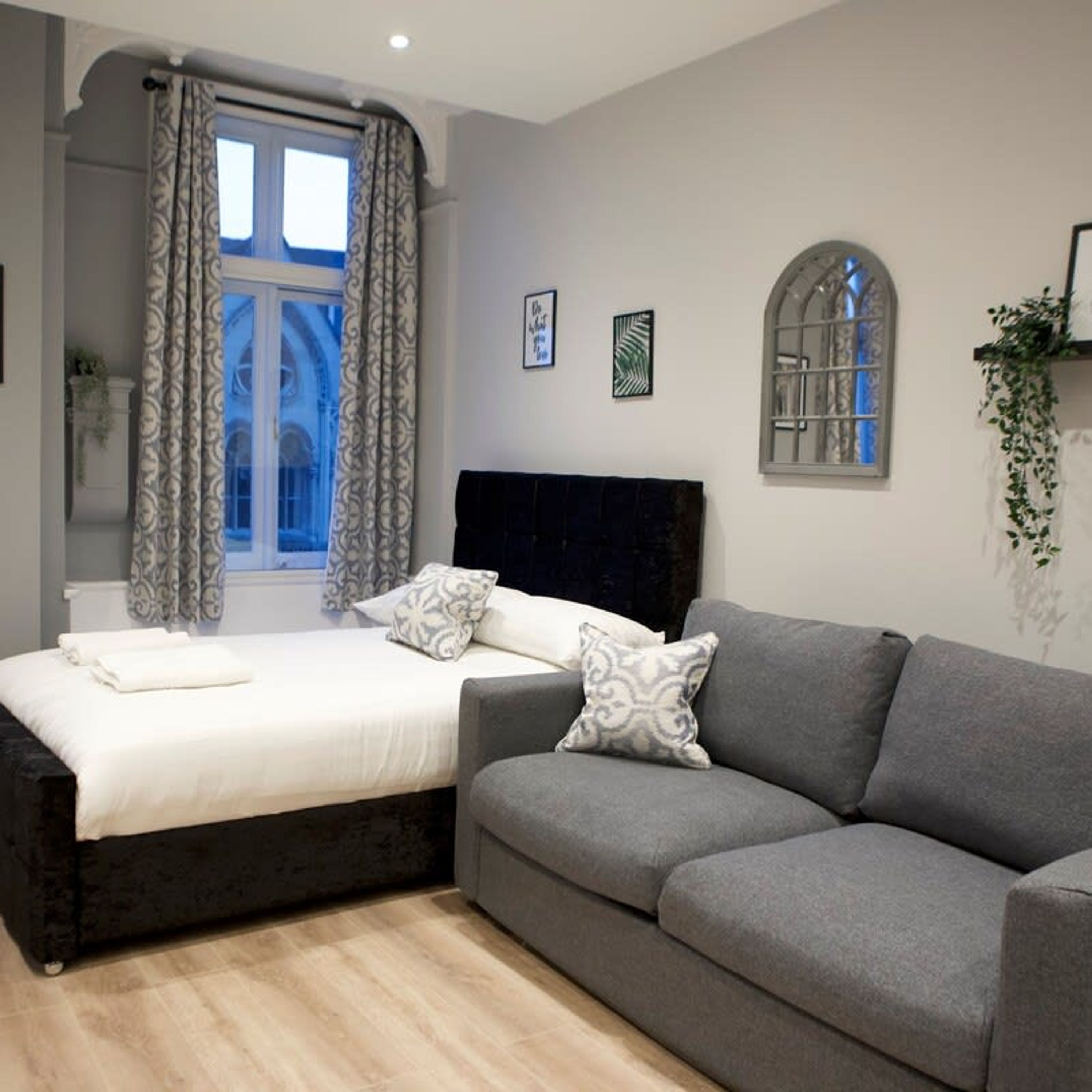 Apartment | 1 bedroom, desk, iron/ironing board, Internet