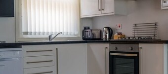 The Roman Gathering 5 Bed - Sleeps 12 City Centre