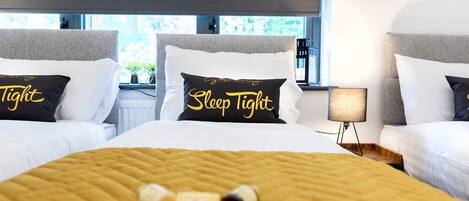 Ferienhaus | 4 Schlafzimmer, Schreibtisch, Bügeleisen/Bügelbrett