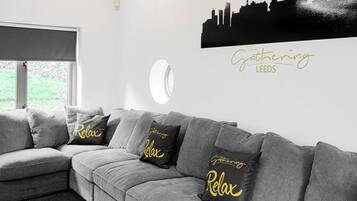 LÀgenhet | 4 sovrum, skrivbord och strykjÀrn/strykbrÀda