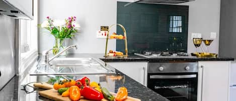 Apartment | 5 bedrooms, iron/ironing board