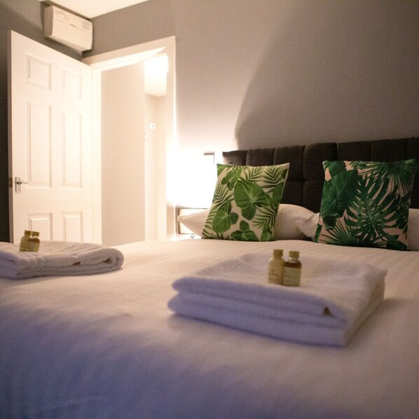 Apartment - The Gathering Liver House - Hot Tub - Near Liverpool (Birkenhead)