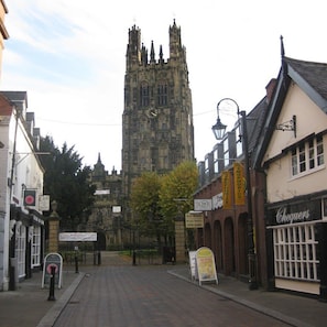 House | 2 bedrooms - The Berwyn Berwyn House Central Wrexham (Wrexham)