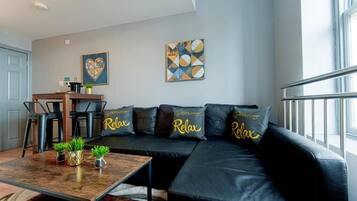 Apartment | 6 Schlafzimmer, schallisolierte Zimmer, Bügeleisen/Bügelbrett