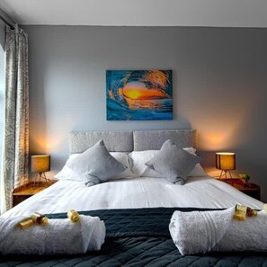 Apartment | 6 bedrooms, soundproofing, iron/ironing board, Internet - The Penthouse Gathering Wrexham Town Centre (Wrexham)