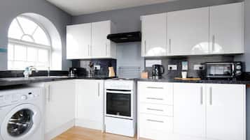 Apartment | 2 bedrooms, Internet