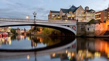 Apartment | 4 bedrooms, Internet