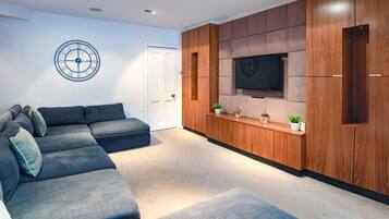 Apartment | 4 bedrooms, Internet