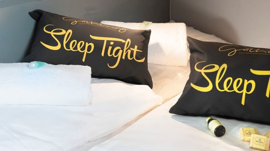 The Lower Gathering - Wrexham Town Centre - Sleeps Up To 10