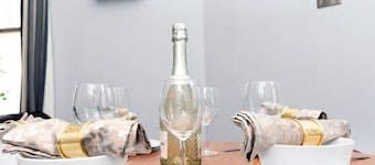 Wrexham Central Stay Apartment Seven