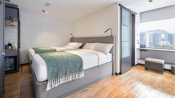 Pemandangan dari bilik