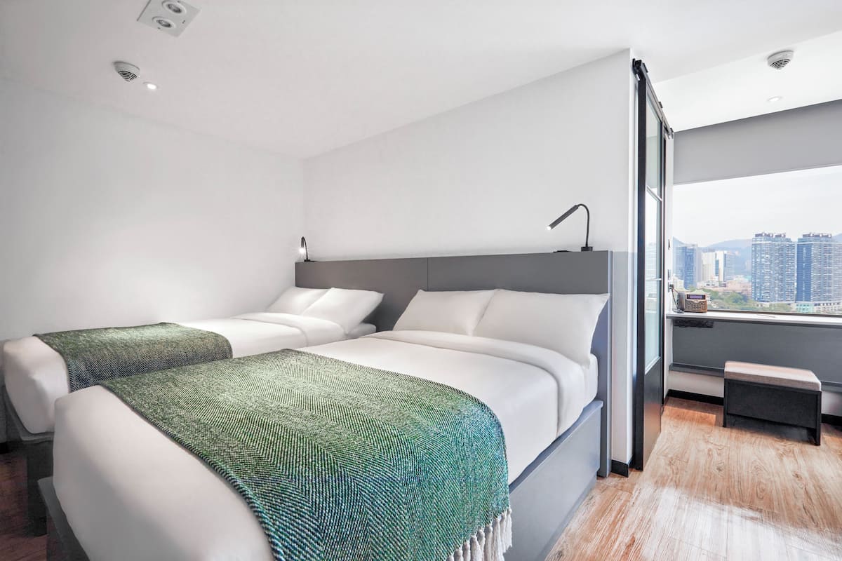 1 bedroom, in-room safe, desk, laptop workspace