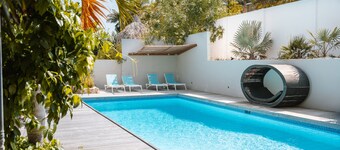 2 room - private pool - 2 person apartment - Frangipani