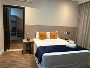 Literie de qualité supérieure, coffres-forts dans les chambres