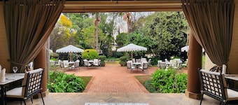 10 2nd Avenue Houghton Estate
