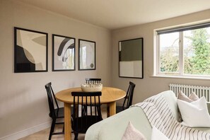 Exterior - The Twickenham Wonder - Lovely 1bdr Flat With Parking (Twickenham)