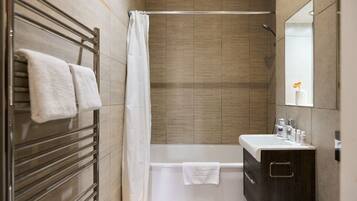 Apartment (2 Bedrooms) | Exterior