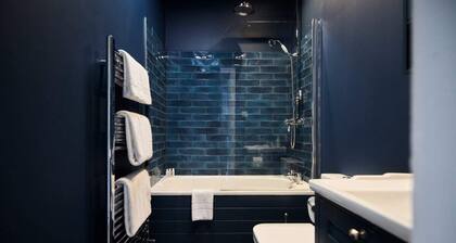 The Fulham Town House - Spacious 4BDR House with Garden