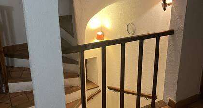 5 bedroom private vacation home in le val