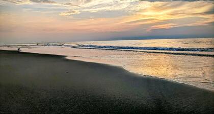 Sunny Amelia Island End Unit w/ Pool, Tennis & Short Beach Walk