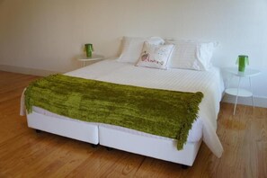 1 quarto, ferros/tábuas de passar roupa, Wi-Fi, roupa de cama