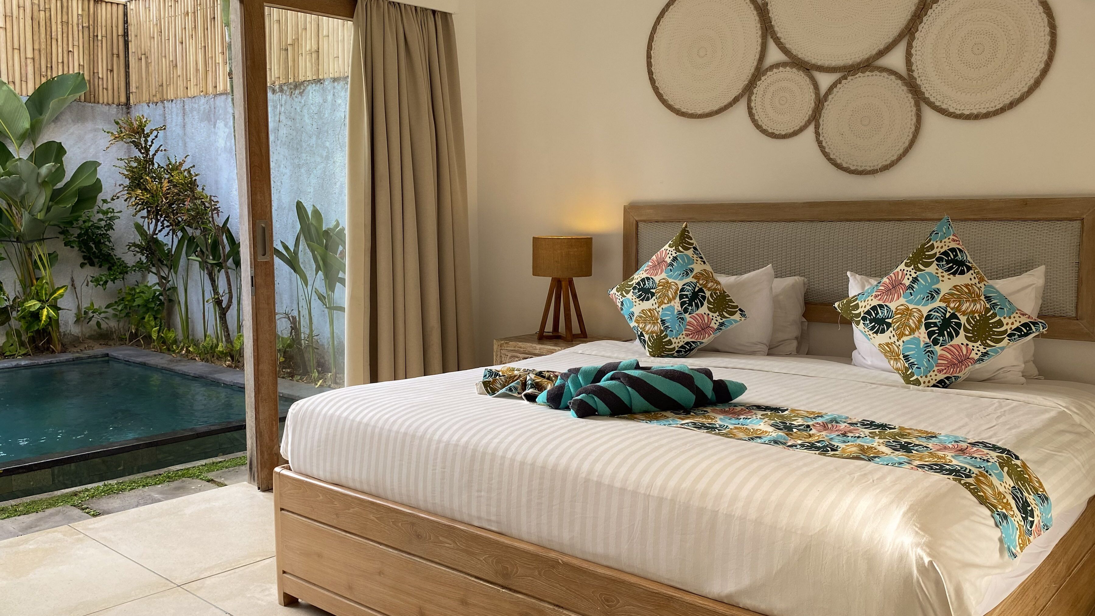 Private Nest Between Seminyak & Canggu with Pool