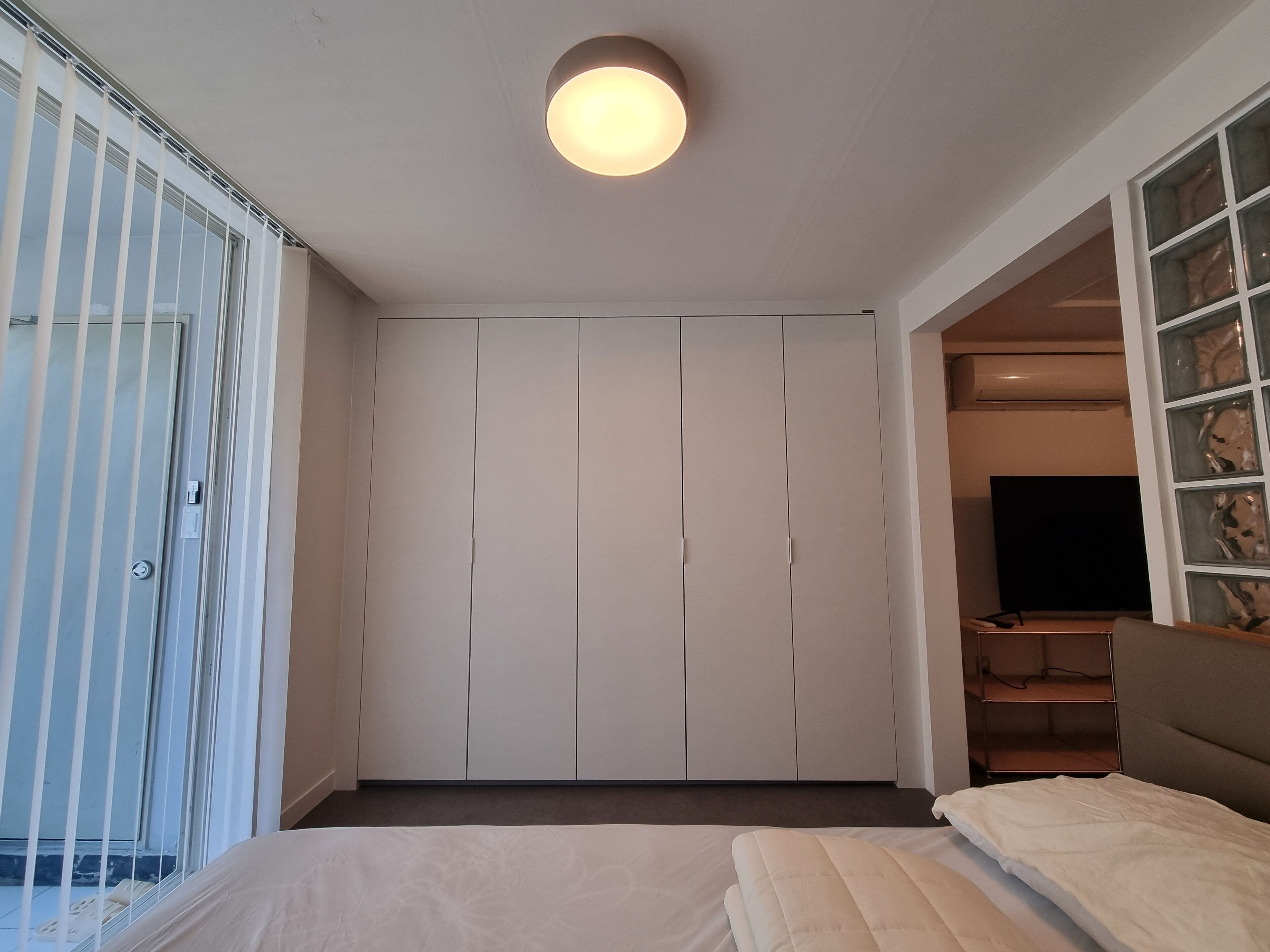 1 bedroom, in-room safe, iron/ironing board, free WiFi