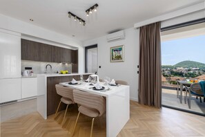 Luxury Apartment, 2 Bedrooms, City View | Private kitchen | Electric kettle, toaster - Rausion Luxury Apartments (Dubrovnik)