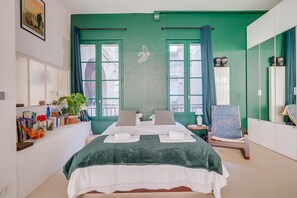 1 bedroom, desk, iron/ironing board, Internet - Exceptional Loft Bordeaux Centre (Bordeaux)
