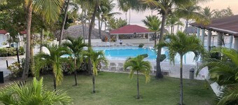 1 Bedroom Tropical Paradise All-Inclusive

