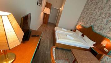 1 makuuhuone, silitysrauta/-lauta, Wi-Fi, vuodevaatteet