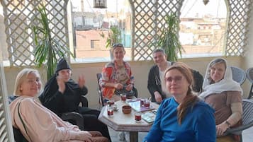 Desayuno para llevar incluido todos los días