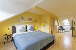 3 bedrooms, iron/ironing board, WiFi, bed sheets - Deluxe Flat | PS4 | Parken | Netflix | Zentral (Bendorf)