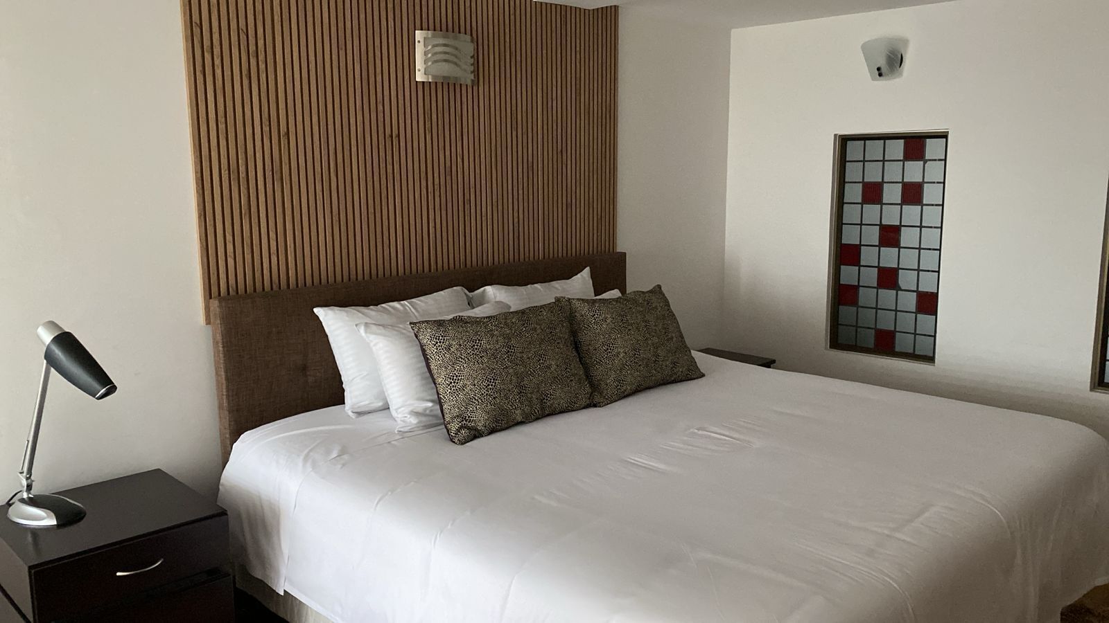 Exclusieve kamer, 1 twee- of 2 eenpersoonsbedden | Verduisterende gordijnen, geluiddichte muren