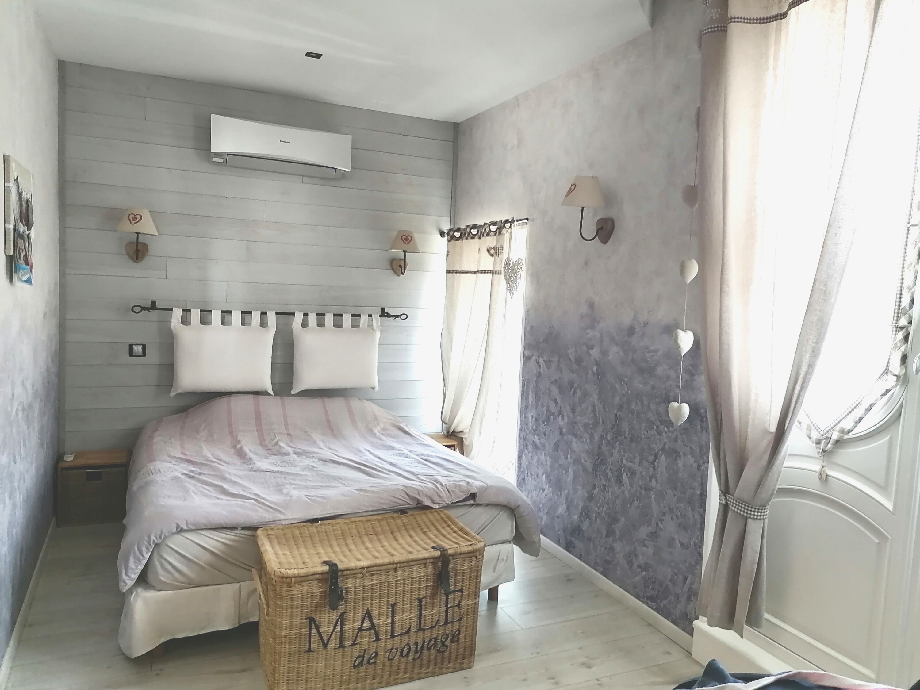 2 Schlafzimmer, Bügeleisen/Bügelbrett