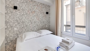 Unclassified image, 4 of 92, button - Résidence Paris MORET (Paris)