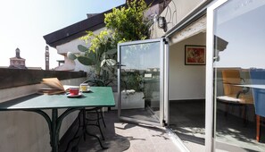 アパートメント (1 Bedroom) | 施設の正面