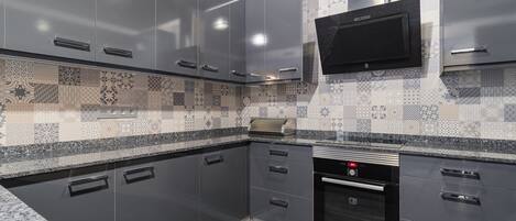 Fridge, microwave, oven, dishwasher