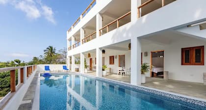 Casa flor vista al mar