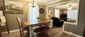 Wildflower Cottage : Country Home Near Town