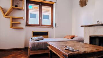 Deluxe Double or Twin Room, 2 Single Beds, Courtyard View