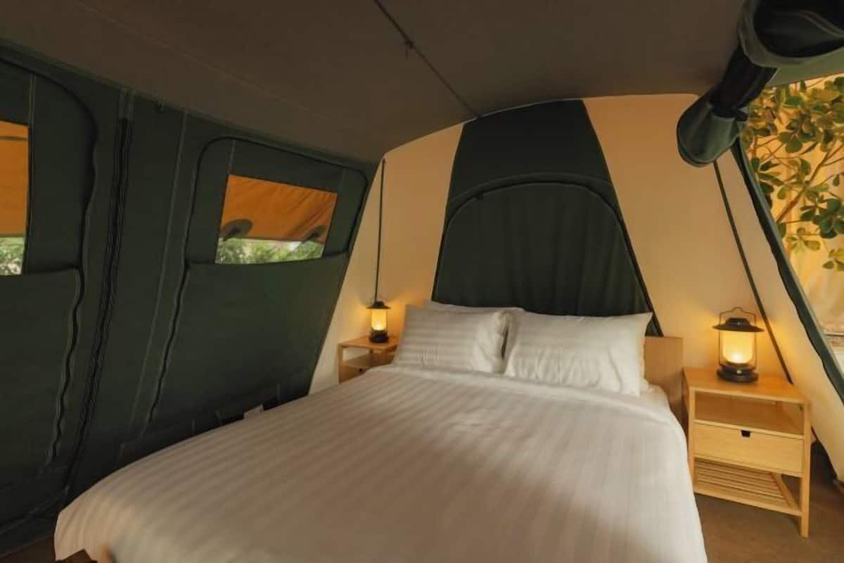 1 bedroom, free minibar, in-room safe, individually decorated