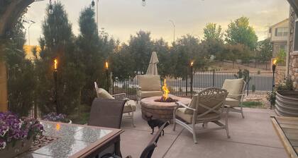 Immaculate 5-Bedroom Aurora Retreat — Luxury, Comfort & Colorado Adventure