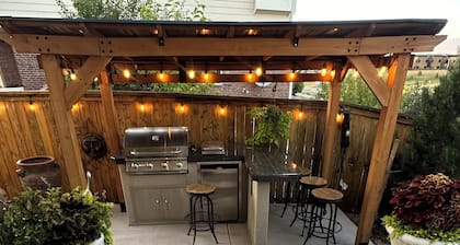 5-bedroom vacation home 18 minutes from Park Meadows Mall