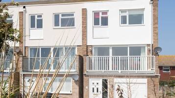 House | 3 bedrooms, iron/ironing board